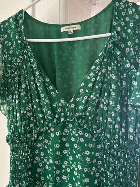 Max Studio Emerald Green Floral V-Neck Midi Dress